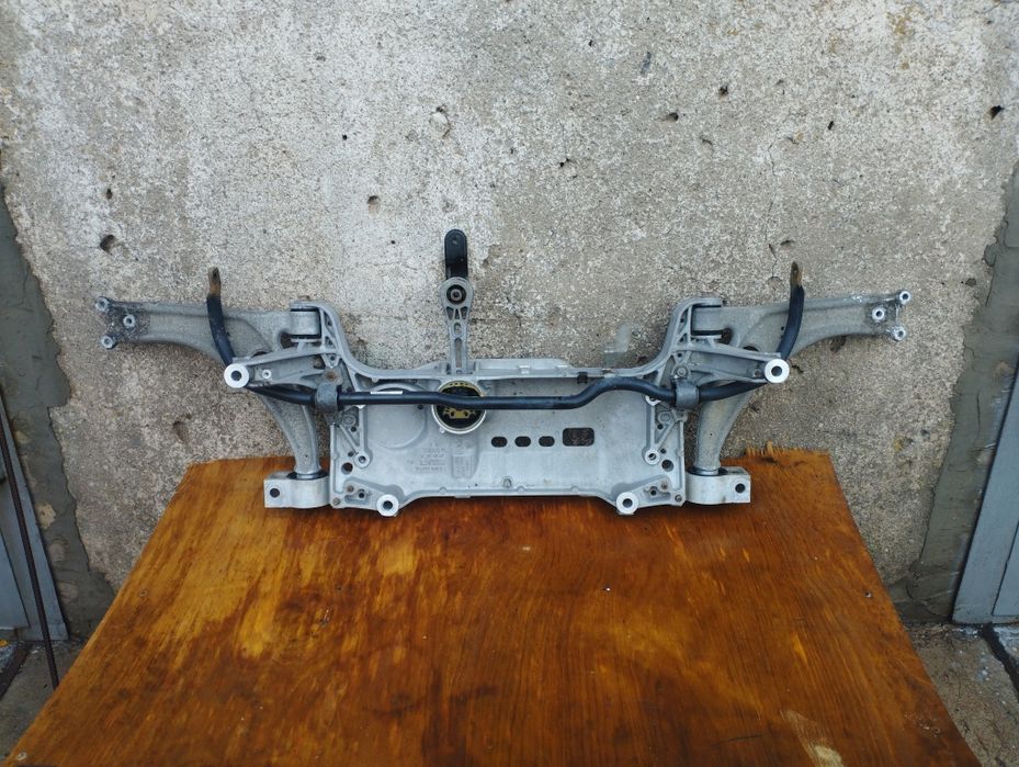 Подрамник Passat B 6 7 CC Skoda