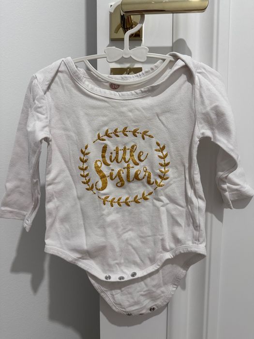 Białe body z długim rękawem little sister rozm 70 z metki (mały)