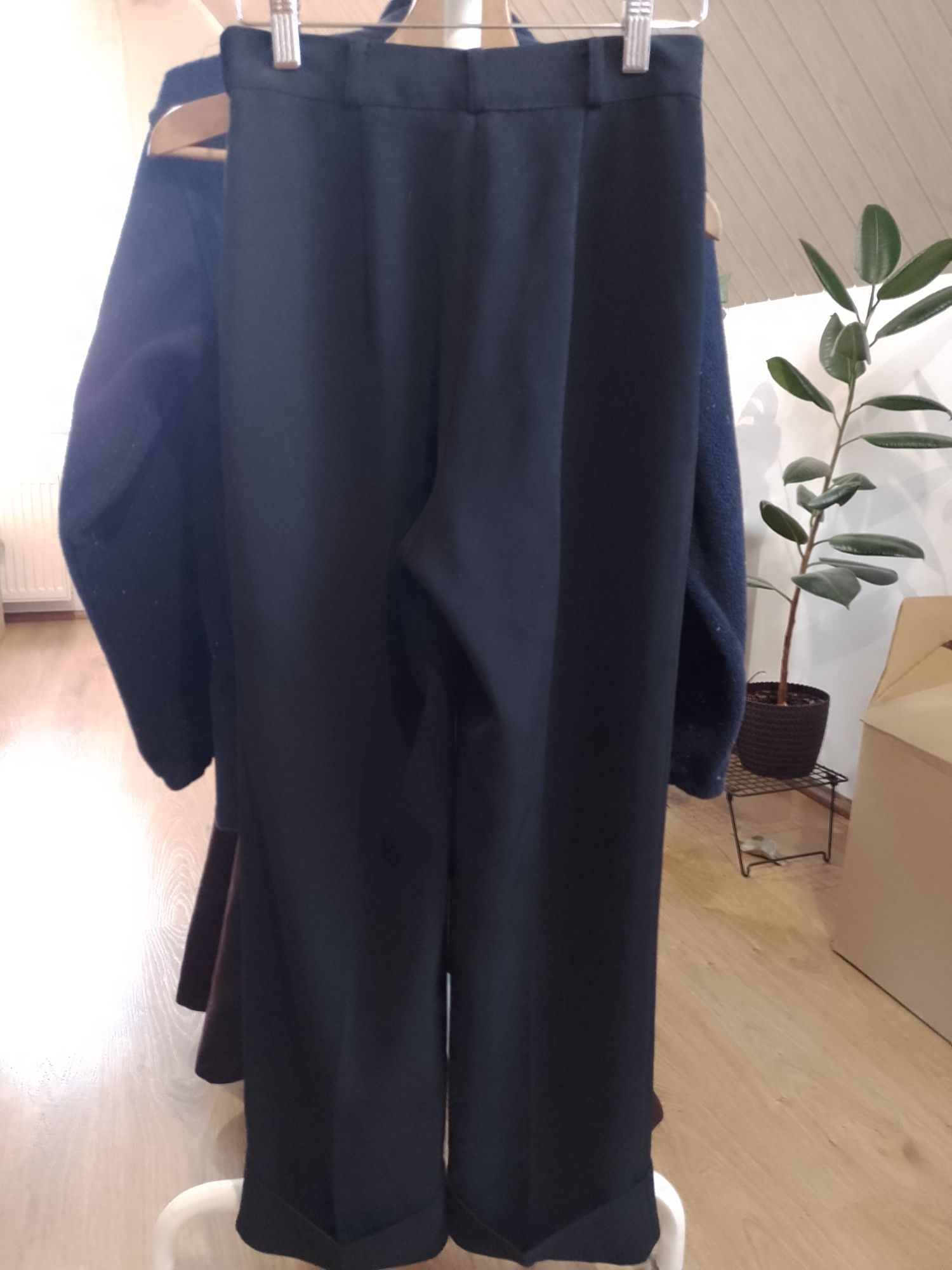 Eleganckie spodnie na kant wysoki stan vintage XS S