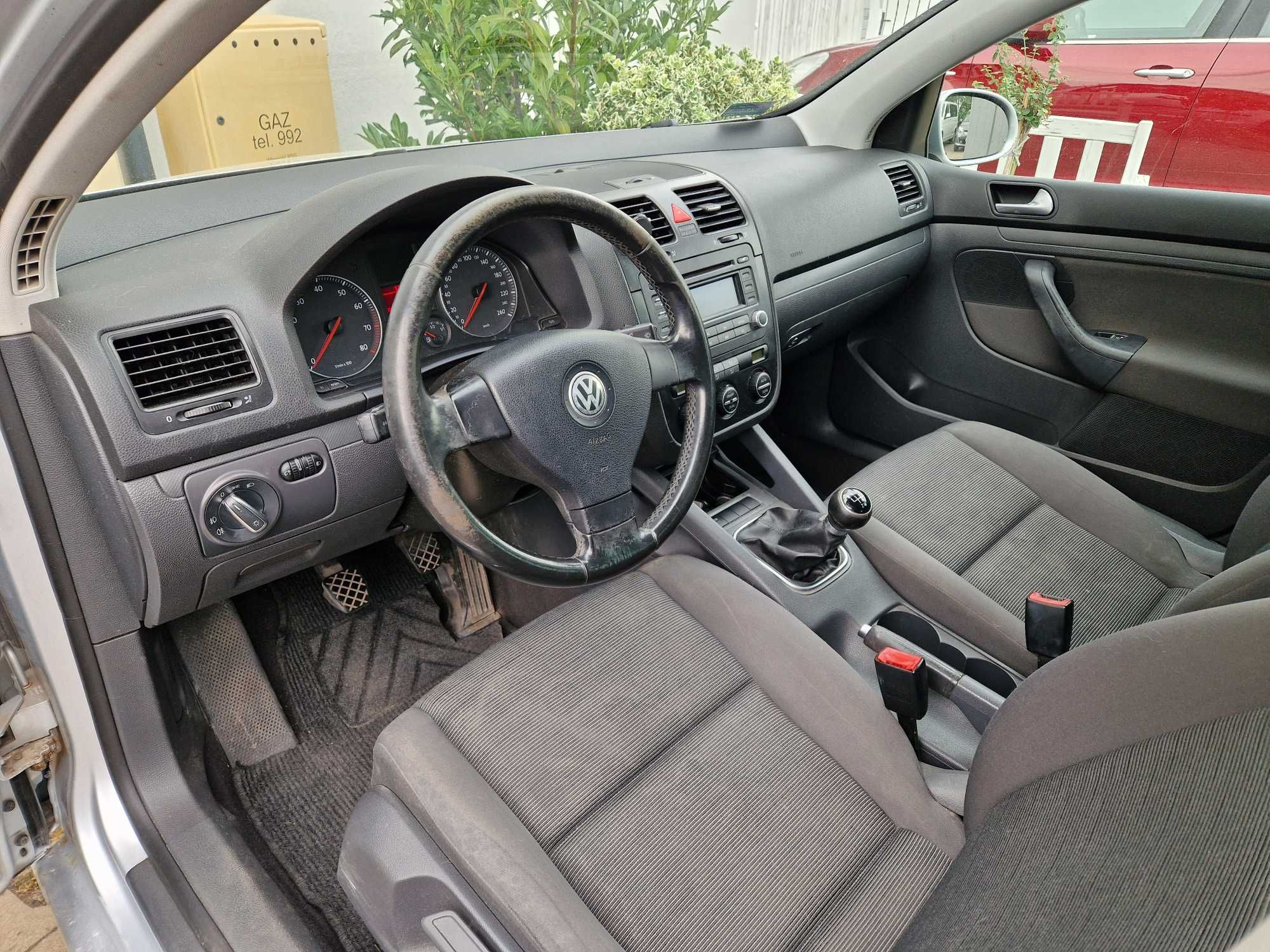 VW Golf 1.6 MPI 102KM Warto!