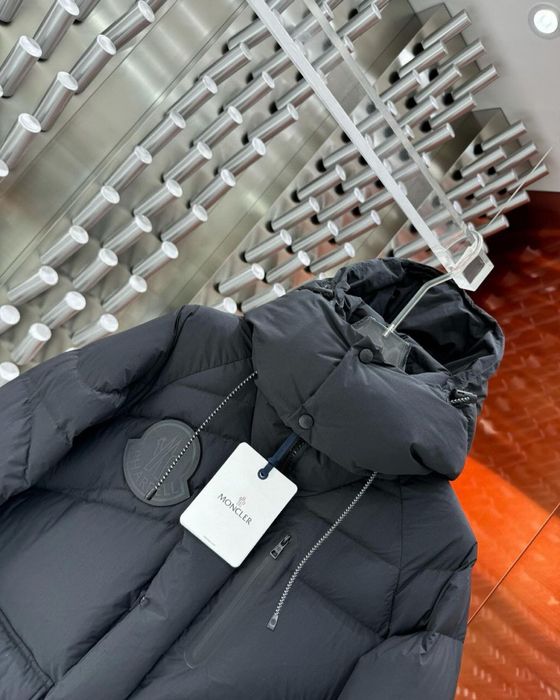 Пуховик Moncler чоловіча зимова М