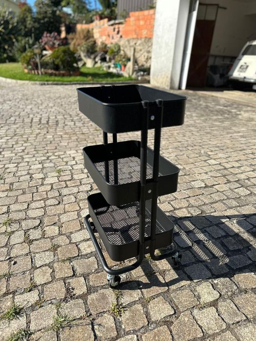 Carrinho de cozinha IKEA "RASKOG" em preto, 35x45x77 cm