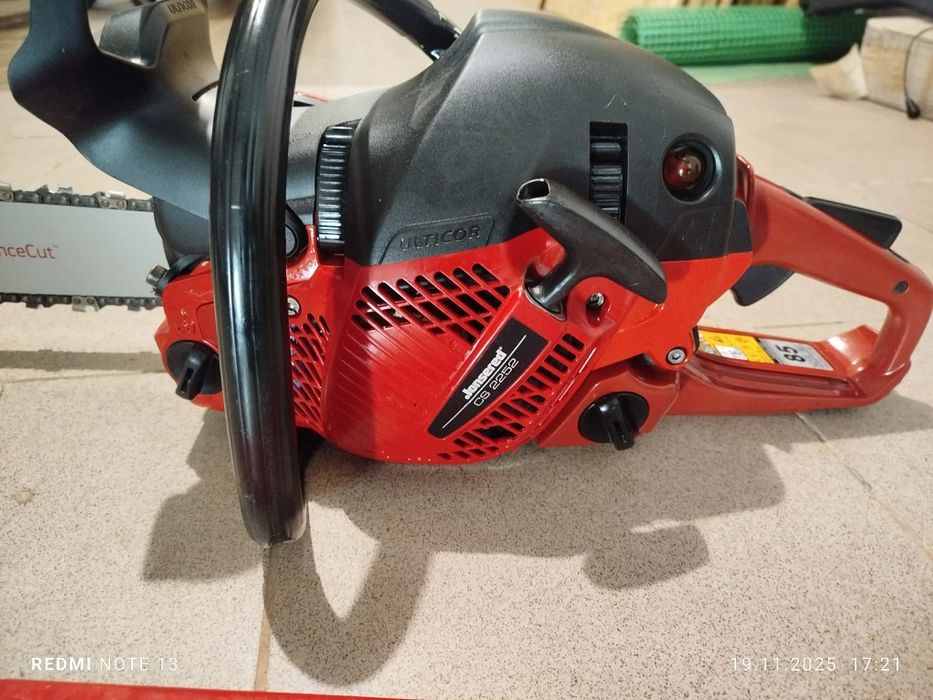 Piła spalinowa Jonsered  cs 2252