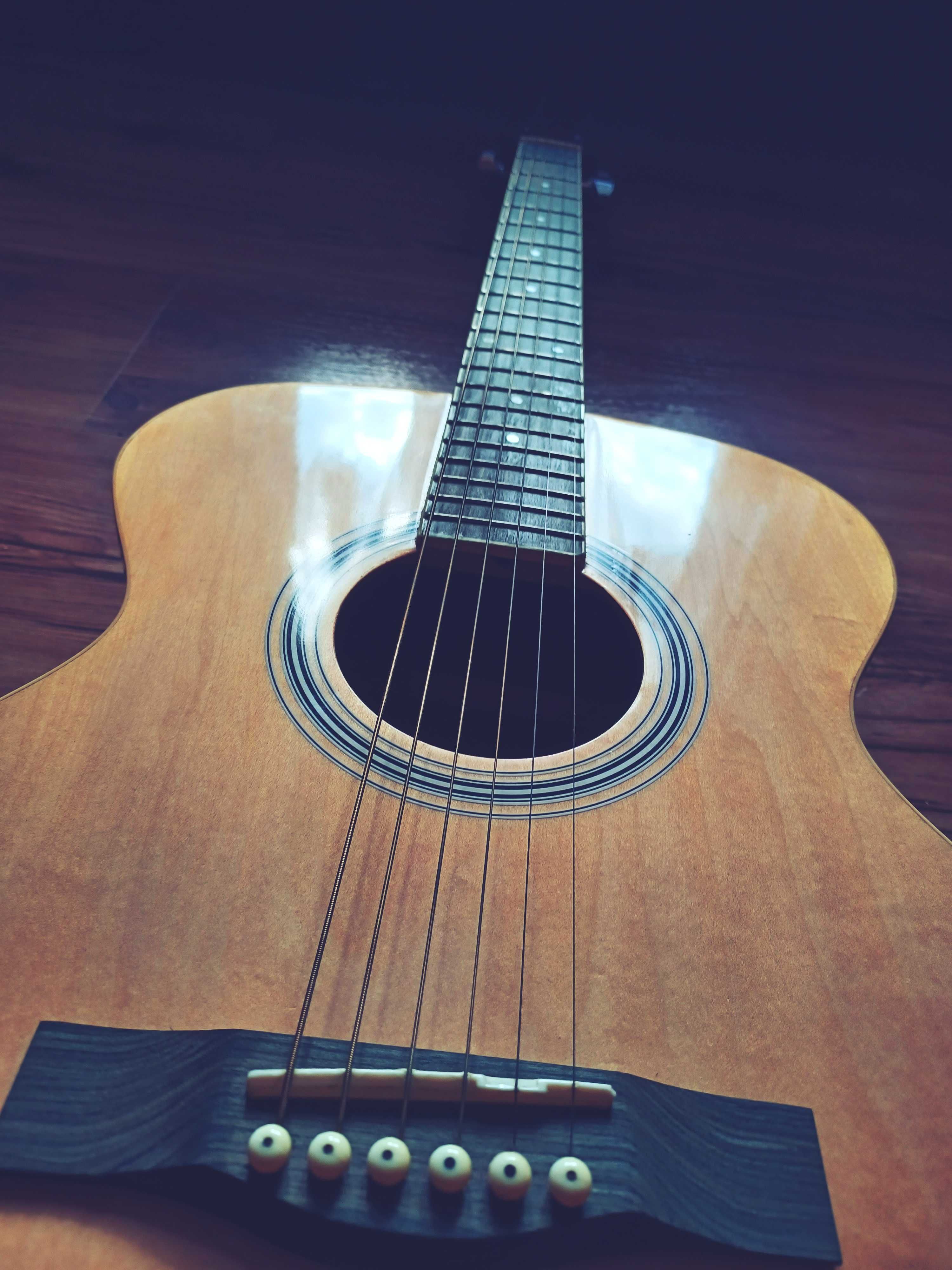 Gitara akustyczna M-Tunes plus pokrowiec gratis
