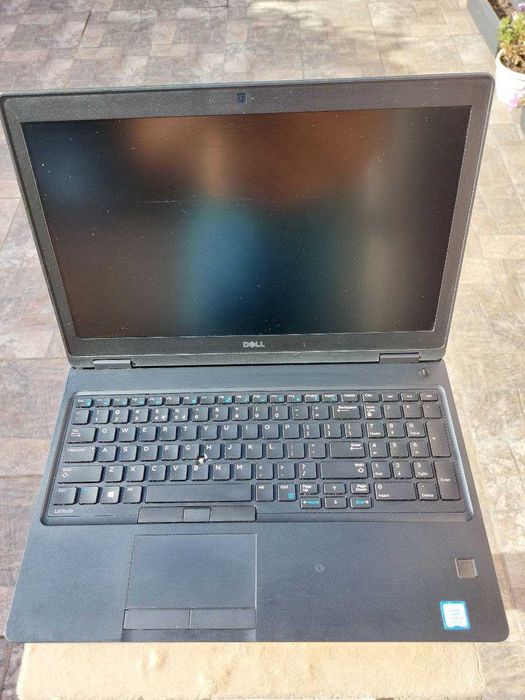 Ноутбук Dell Latitude 5580 i5-7200U 12/256SSD для офісу навчання, ігор
