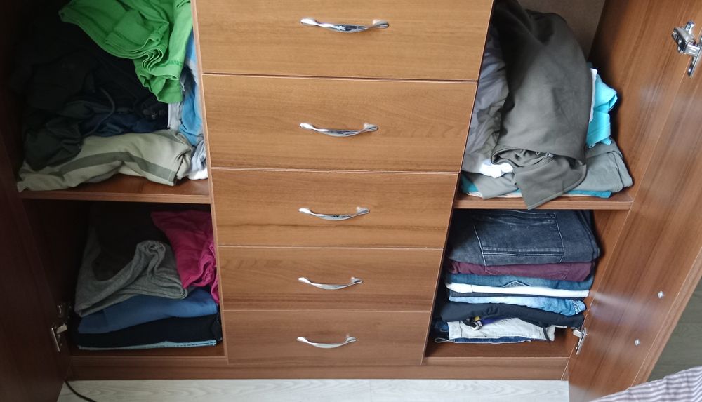 Комод 5+2 Україна ,вис 0.90 см,шир.37,5,довж.111см.