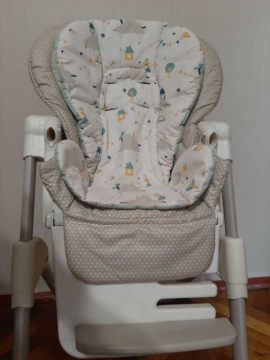 Стілець для годування