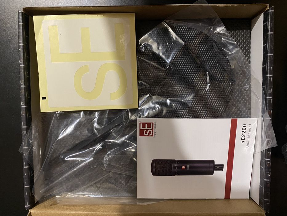 Студийный микрофон sE Electronics 2200