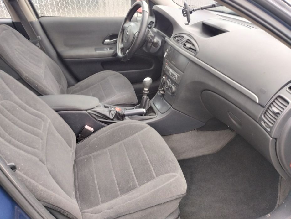 Renault Laguna II Lift 1.9 dCi Sprawna /  Bardzo mało Pali