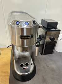 Máquina café Delonghi Dedica + Moinho Delonghi KG89