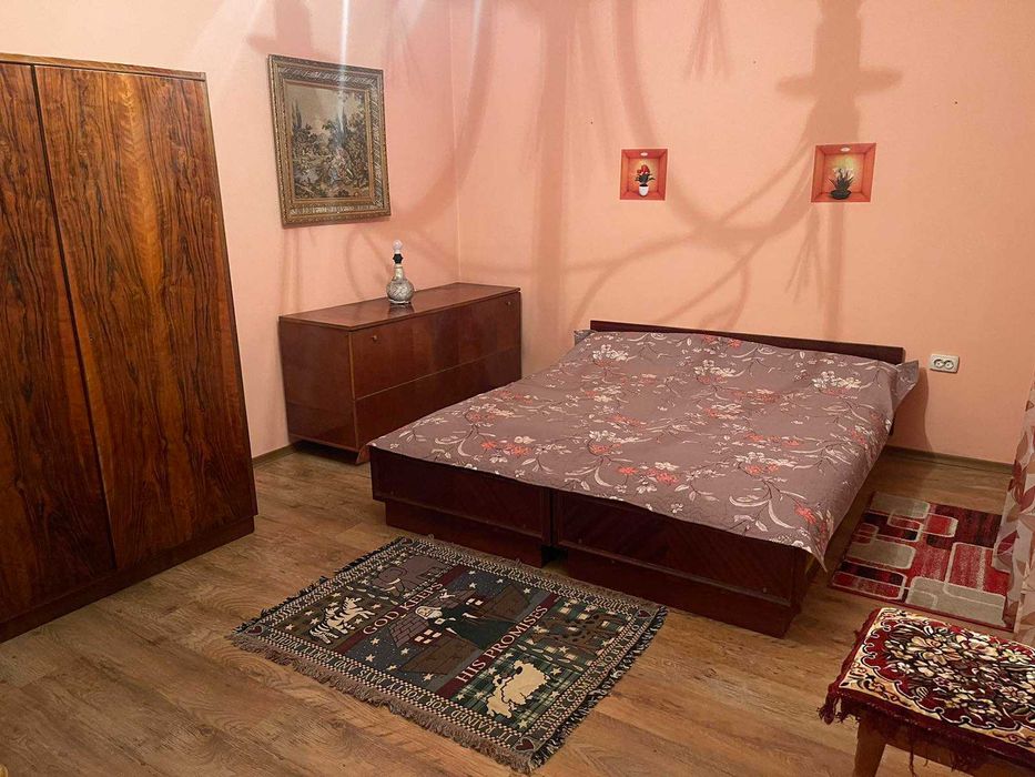 Здається дім біля термального басейна в Берегово подобово