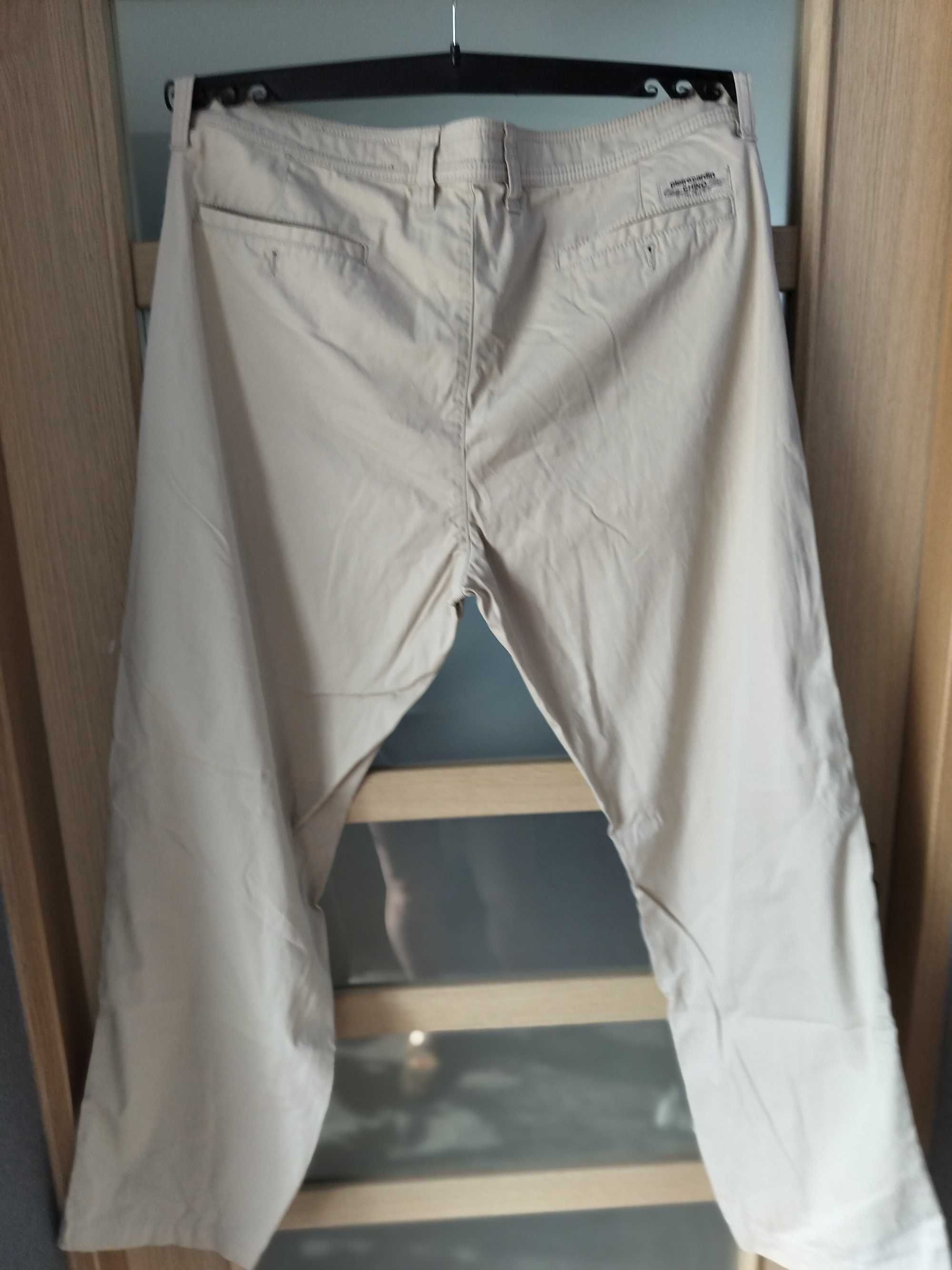 Spodnie męskie Pierre Cardin 52