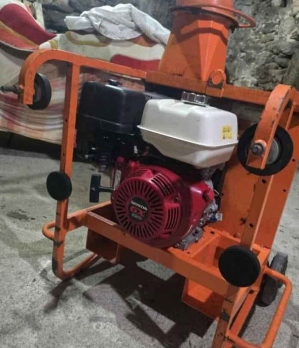 Aspirador de Folhas Industrial