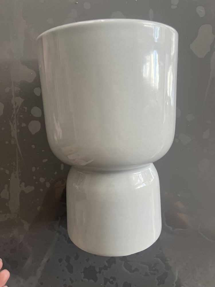 Wazon doniczka szary 20,5 cm