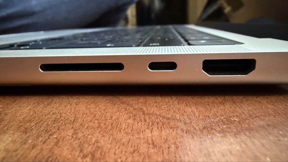 Macbook Pro 14’’ M4 - COMO NOVO