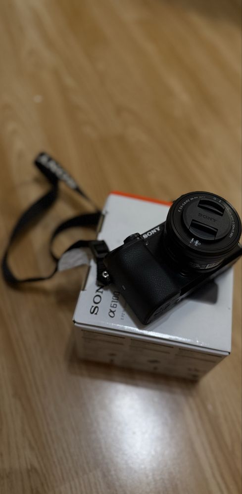 Aparat sony a6100