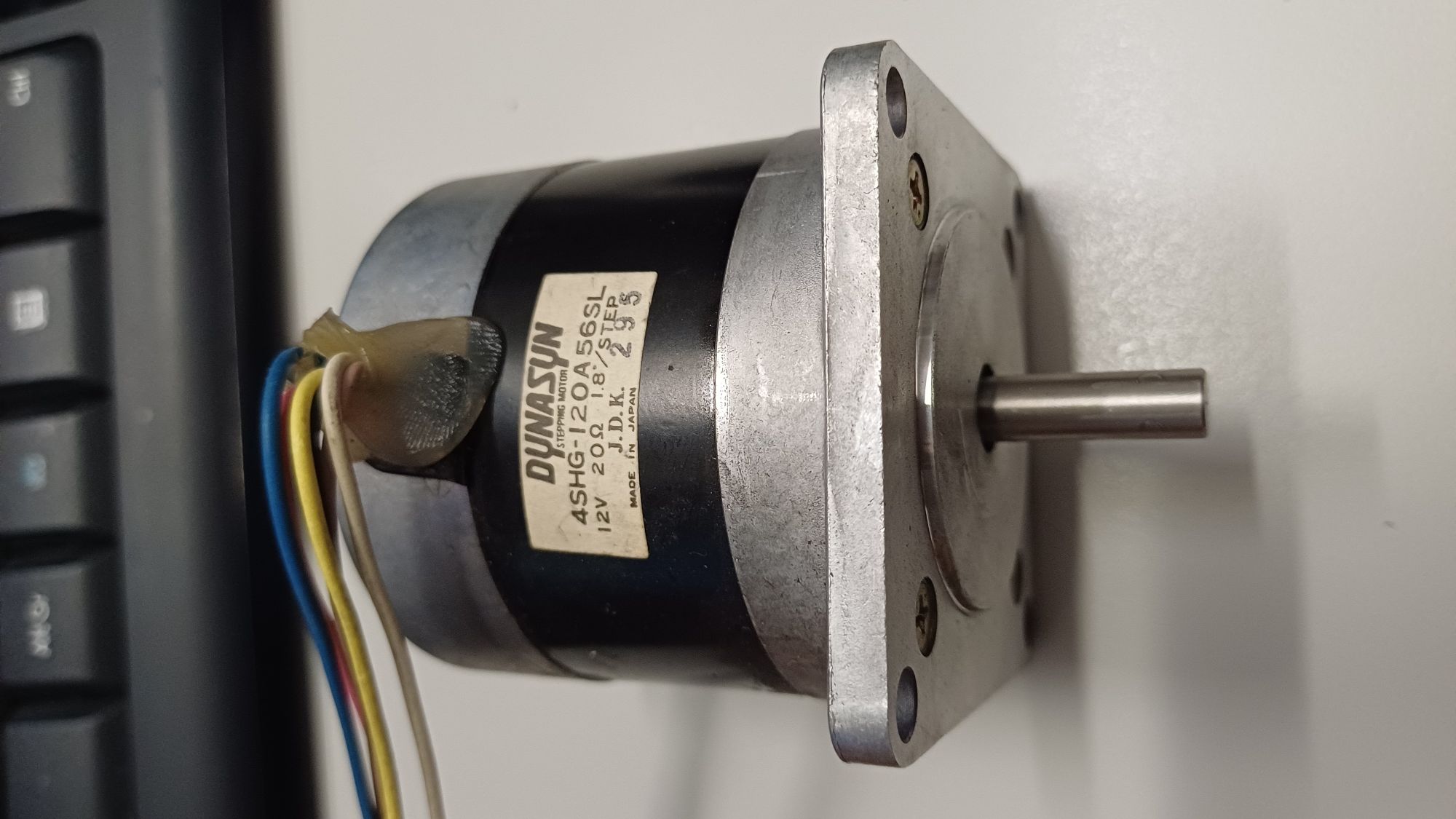 Motor de passo DUNASUN 4SHG-120A56SL