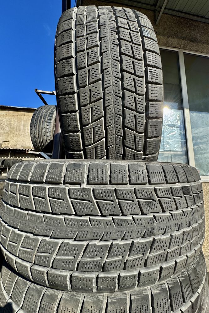 Комплект зимы 275/50/21 Dunlop