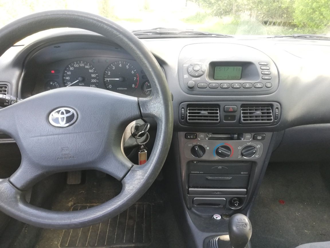 Toyota Corolla 1.6 Klima, elektryka Full opcja.