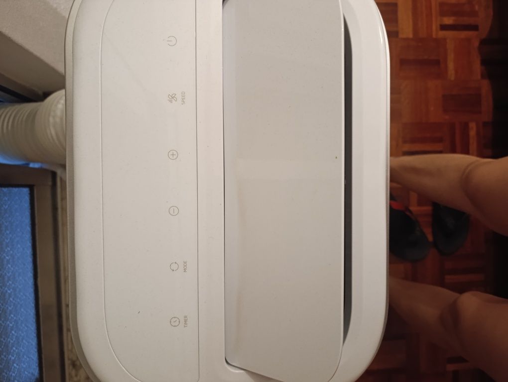Modelo típico: Qilive Q.6297 / Q.6894 (frio e calor – 12.000 BTU)