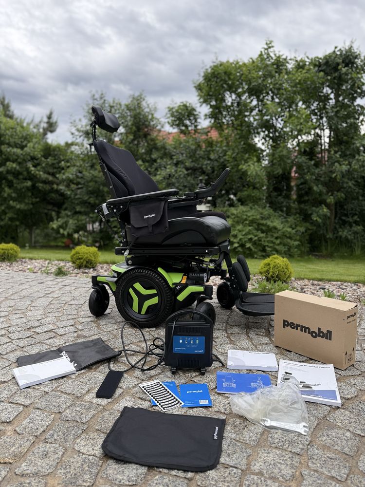 wózek inwalidzki elektryczny Permobil M3 Corpus 2, 11km, 2022r