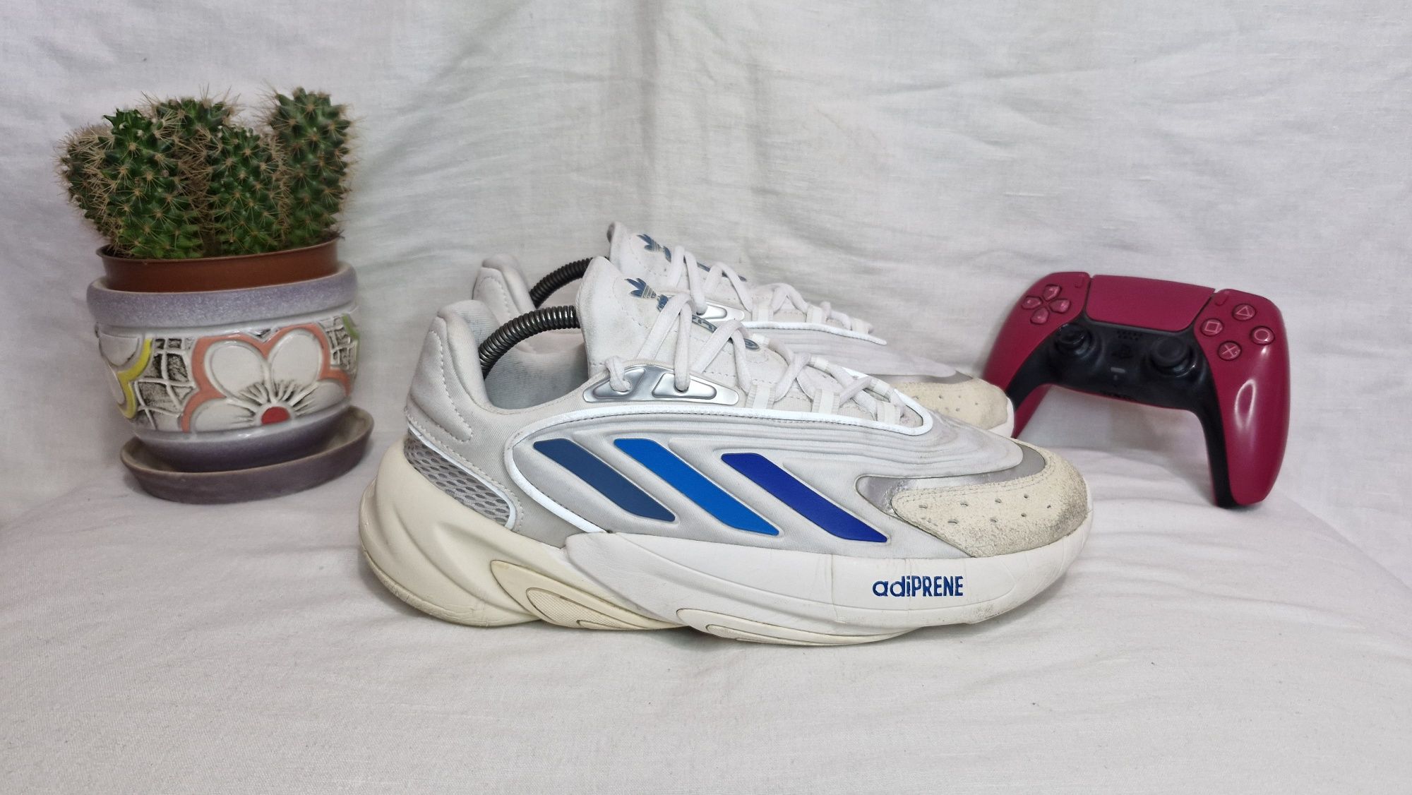 Кросівки Adidas Ozelia.Розмір 42.5