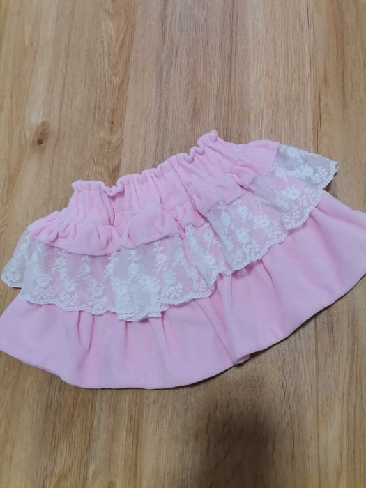 Piękna spódniczka 92