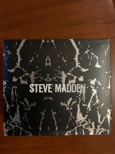 Часы Steve Madden с браслетом 1200 грн