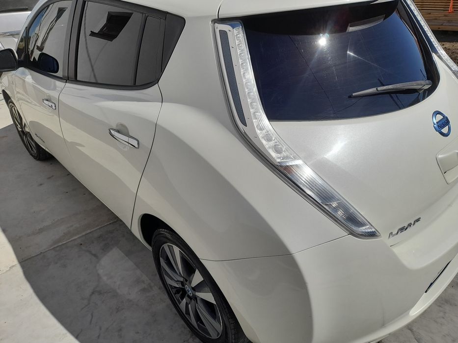 Нісан ліф Texna 24kv. Nissan Leaf. Zero Emission