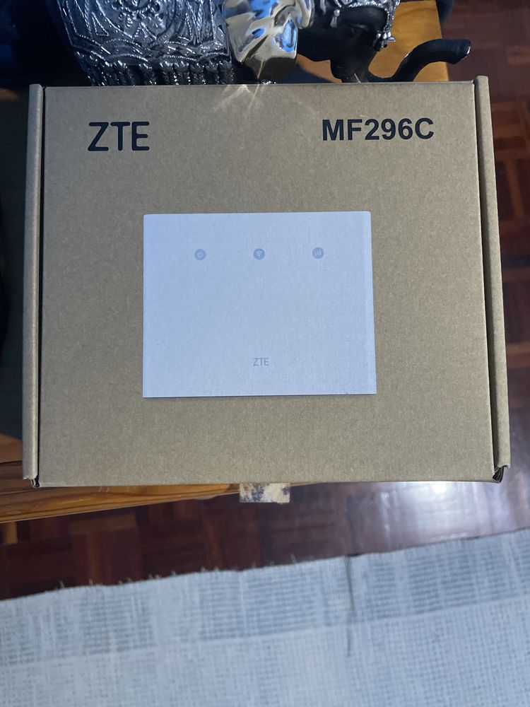 Router ZTE MF296C