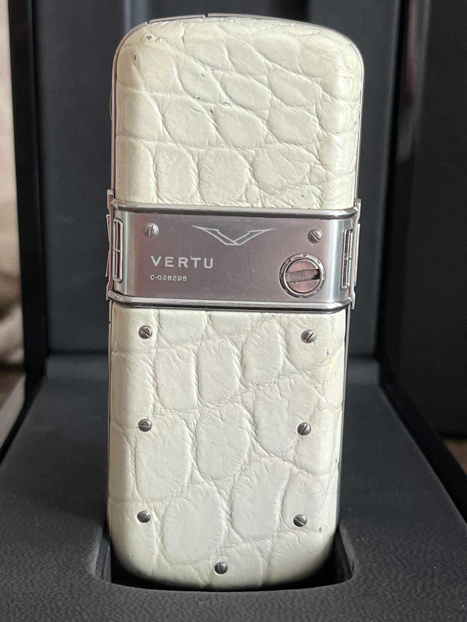 Vertu Constellation