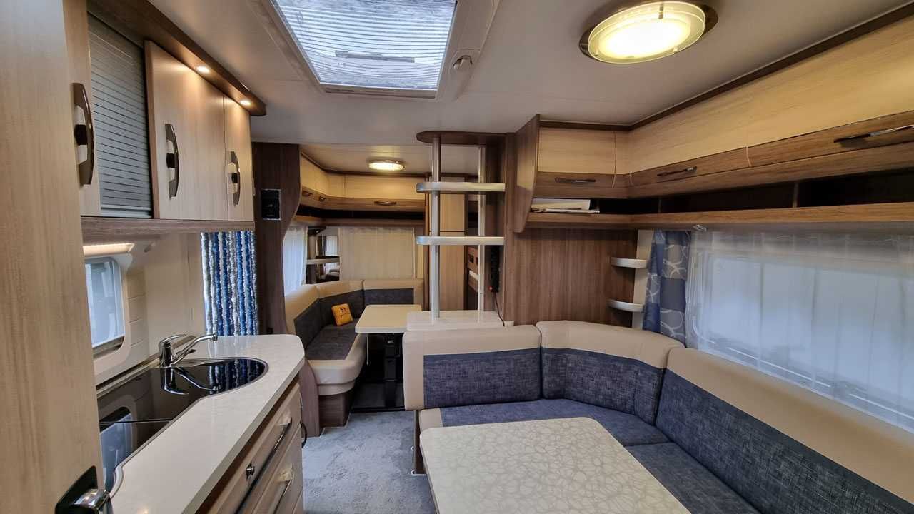 Przyczepa kempingowa Hobby 650 KMFe DE LUXE - WYPOSAŻONA 100%