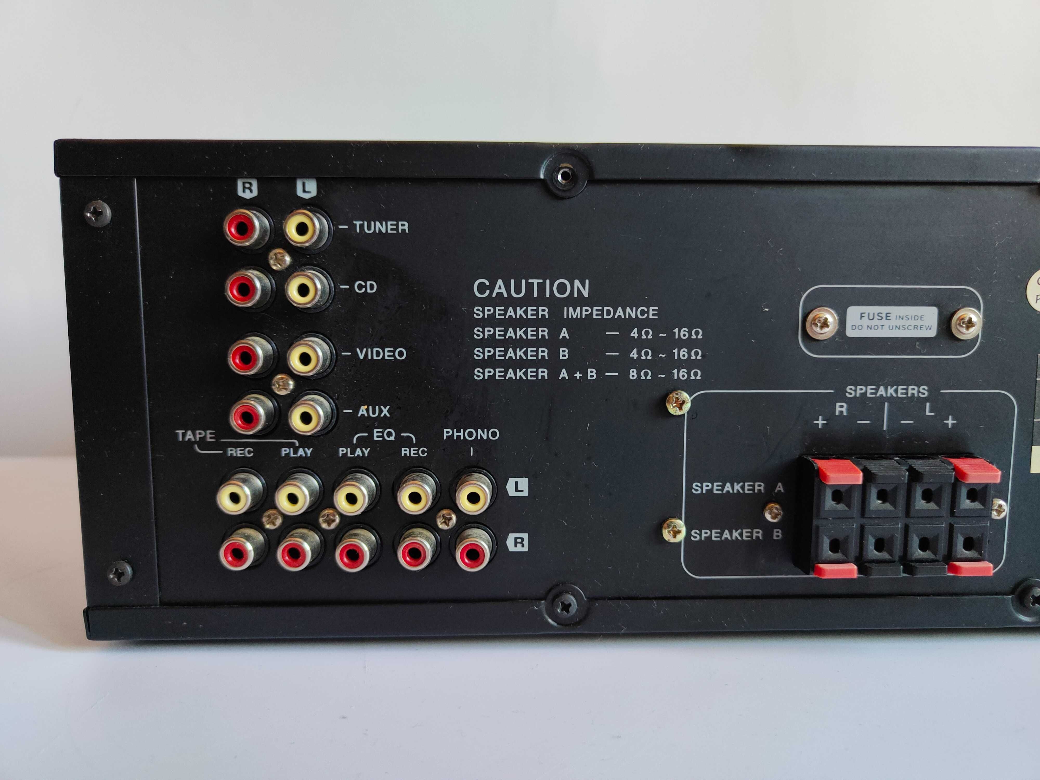 Wzmacniacz stereo Universum V-155