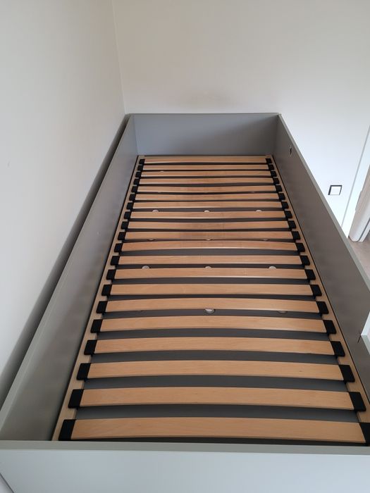 Łóżko piętrowe + szafa + szuflady + skrzynia + półki (zestaw nr1)