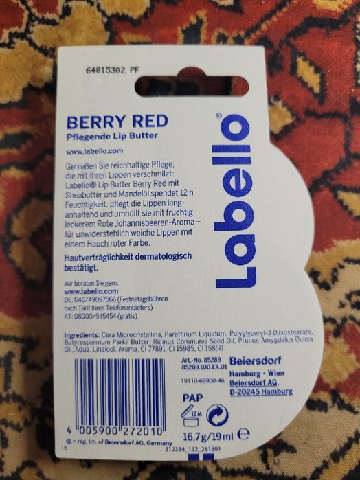 Pomadka do ust Labello Berry Red