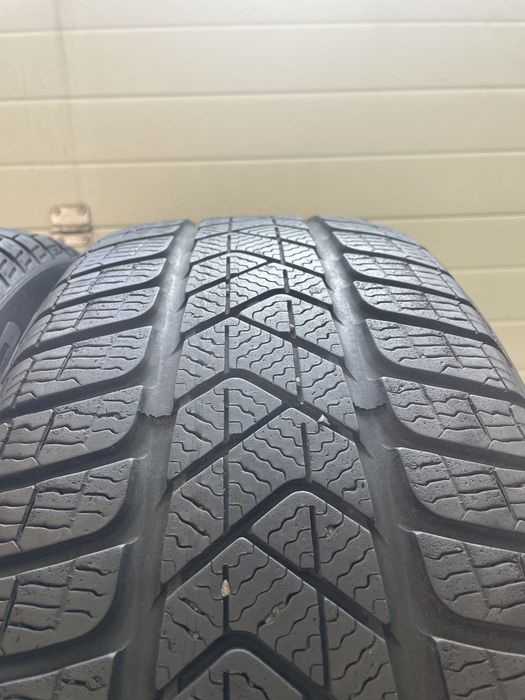 2x Opony Używane 225/55 R18 Pirelli Zimowe, 6mm