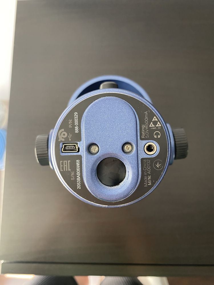 Mikrofon BLUE YETI