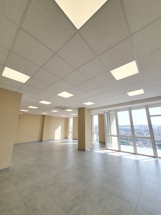 Продам видовой офис, БЦ Цивилизация, центр, улица Мечникова