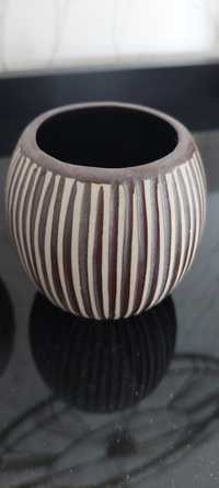 Castiçais em cerâmica para velas ambiente