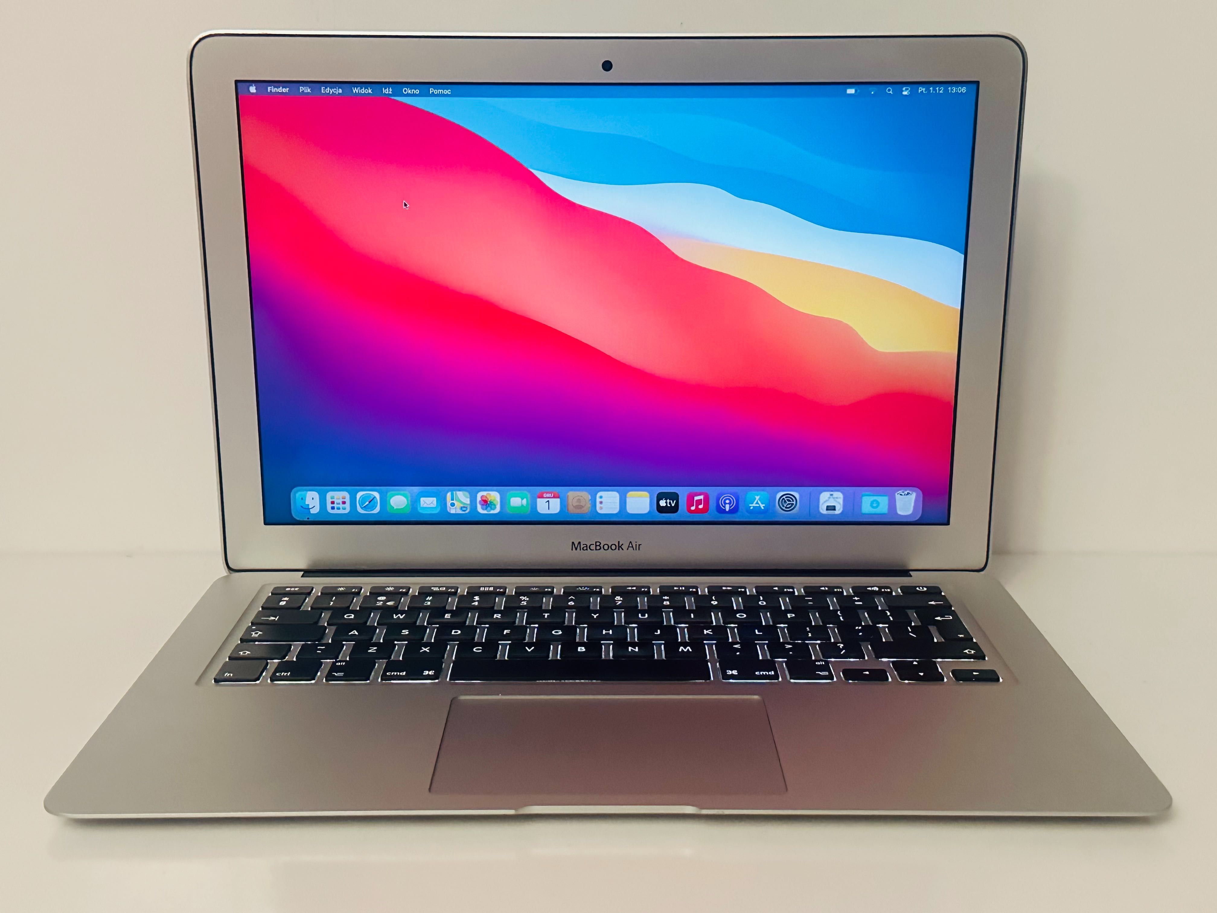 Apple MacBook Air 13 2015 i5 4GB RAM 128GB SSD Silver