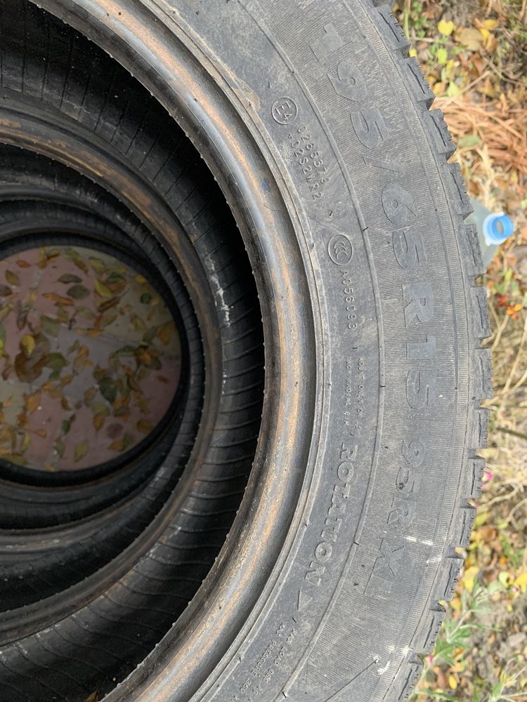 Зимова гума Nokian Tyres 195/65 R15 рік (3821) залишок 6мм