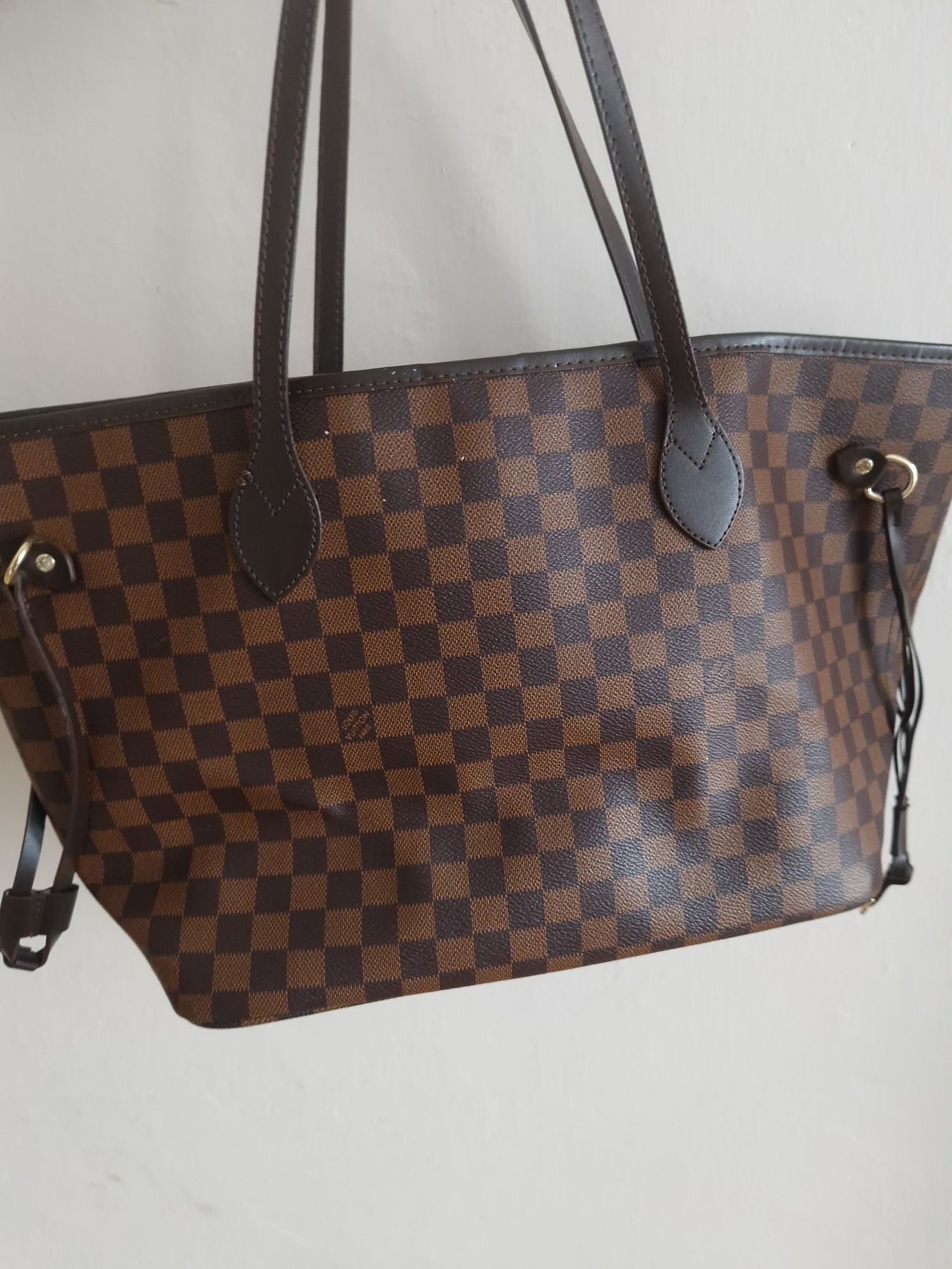 Miejska torebka w stylu Louis Vuitton