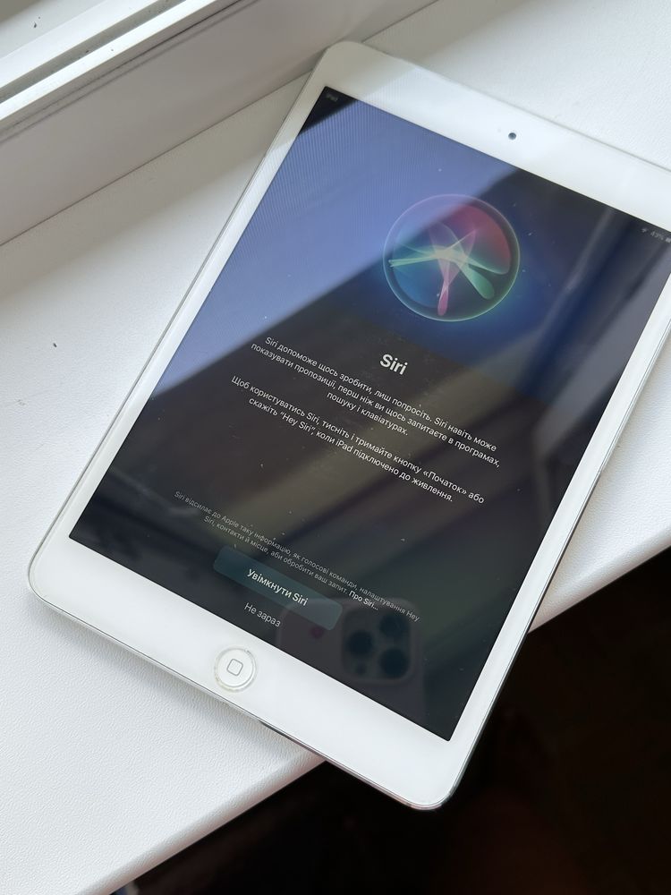 Apple Ipad mini 2 (олх доставки немає)
