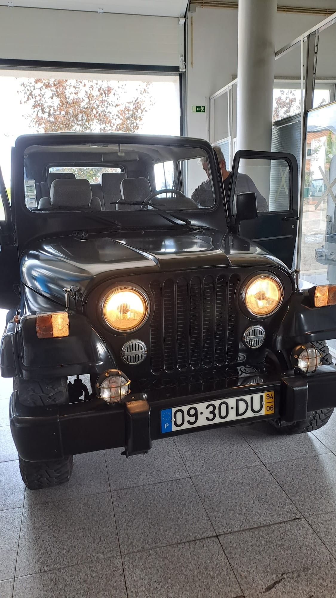 Oportunidade jipe 4x4