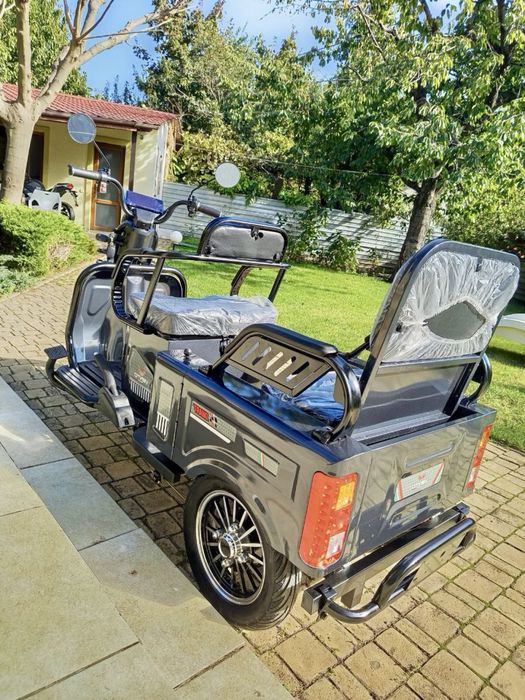 елеутроскутер трицикл SMART, трицикл, муравей, 2000Вт