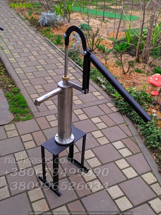 Ручний насос колонка для води купити в Україні. Комплект з підставкою