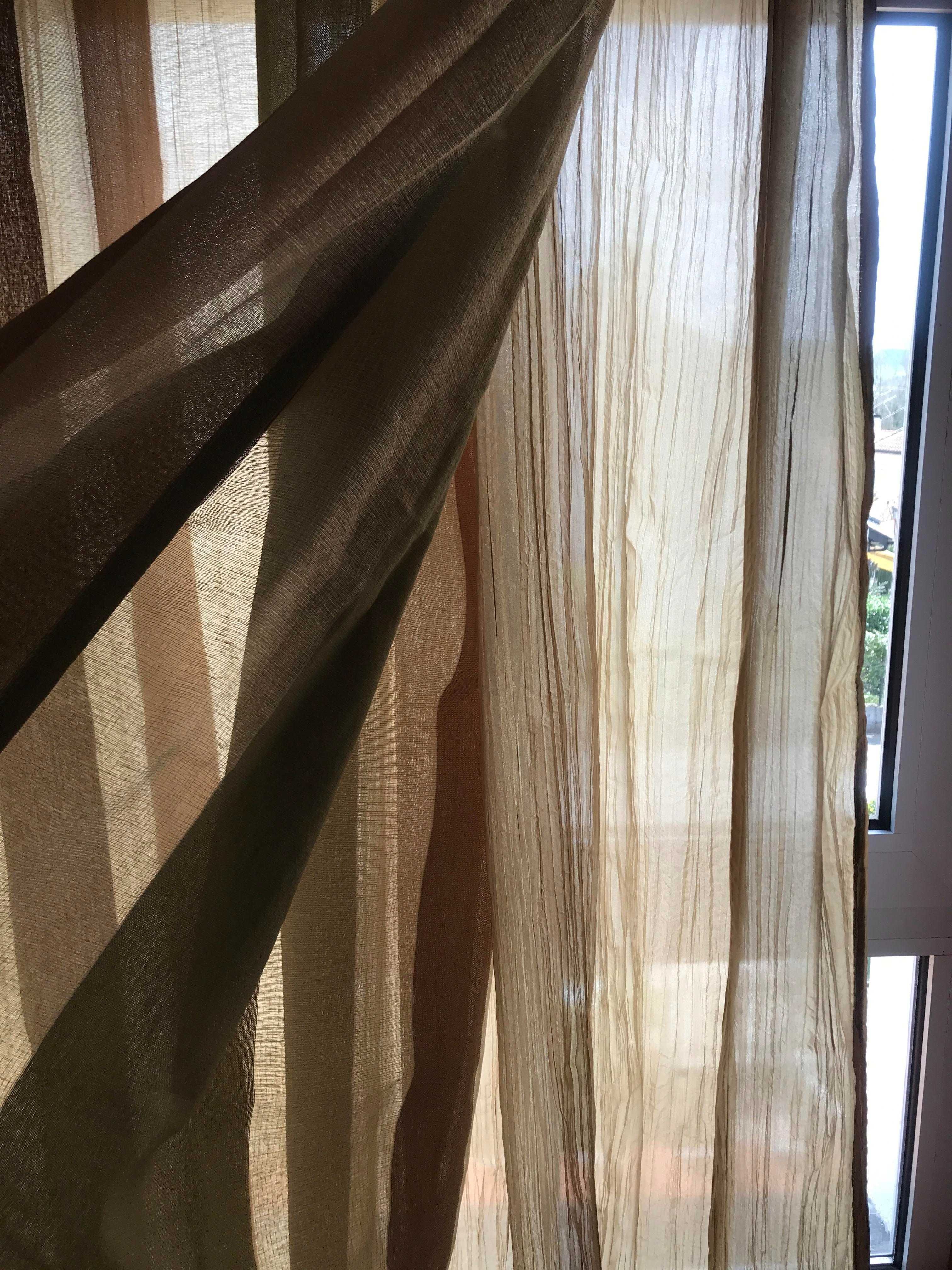 Conjunto de duas cortinas com duplo tecido