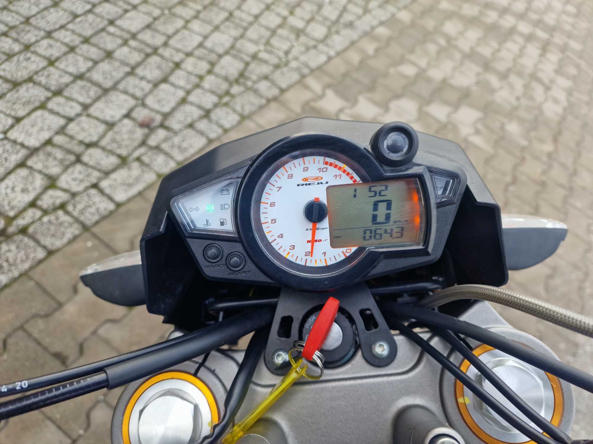 Motorower Rieju RS33