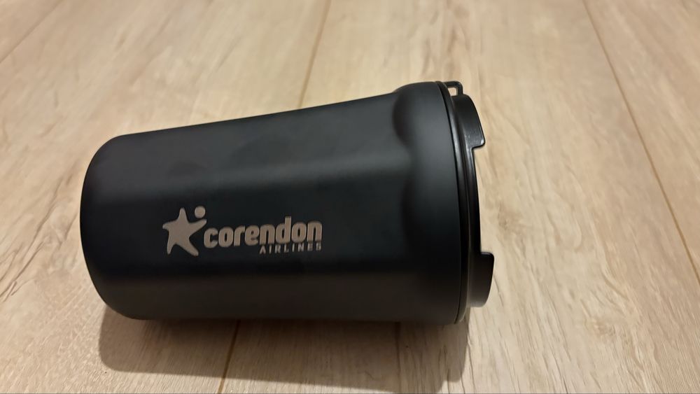 Kubek termiczny z temperaturą Corendon Airlines