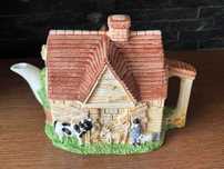 Dzbanek porcelanowy domek  Leonardo Collection